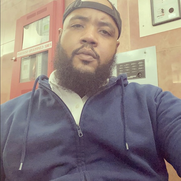 Meet your Posher, Aaron - Picture 1 of 1